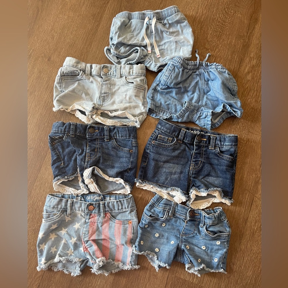 Lot of 7 Pairs of 2T Jean Shorts